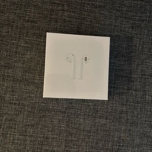 Wireless Bluetooth headphones